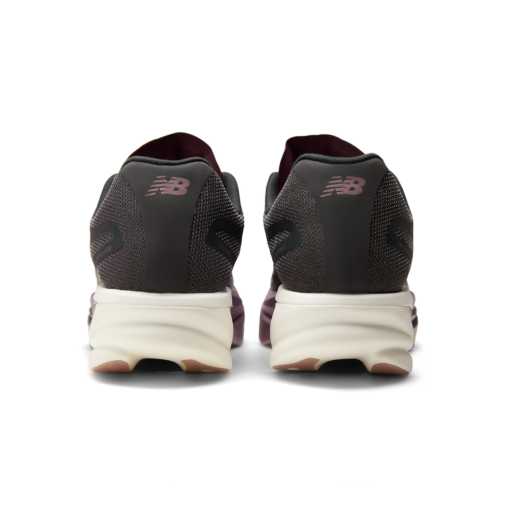 Topánky na behanie New Balance Infinion SC Elite V6 MRCEL2HW – fialové