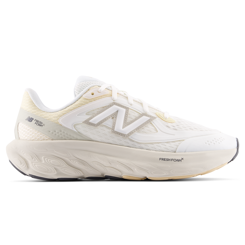 Dámske topánky New Balance UTRNEA – béžové