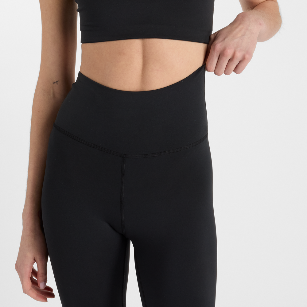 Dámske legíny New Balance WP51141BK – čierné