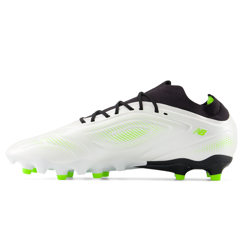 Pánske kopačky New Balance TEKELA TEAM FG V5 ST3FSP5 – biele