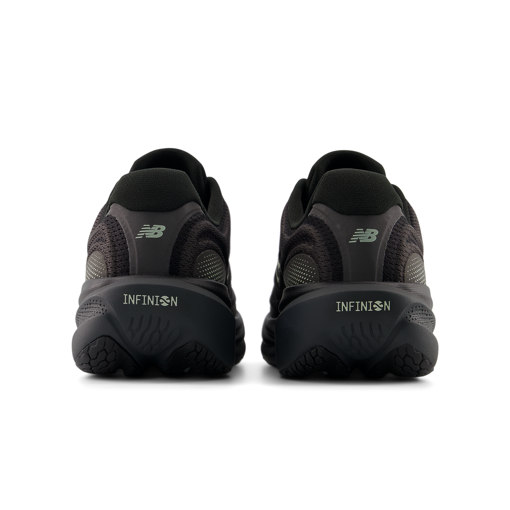 Pánske topánky New Balance Infinion 1080 v15 M10805MD – čierné