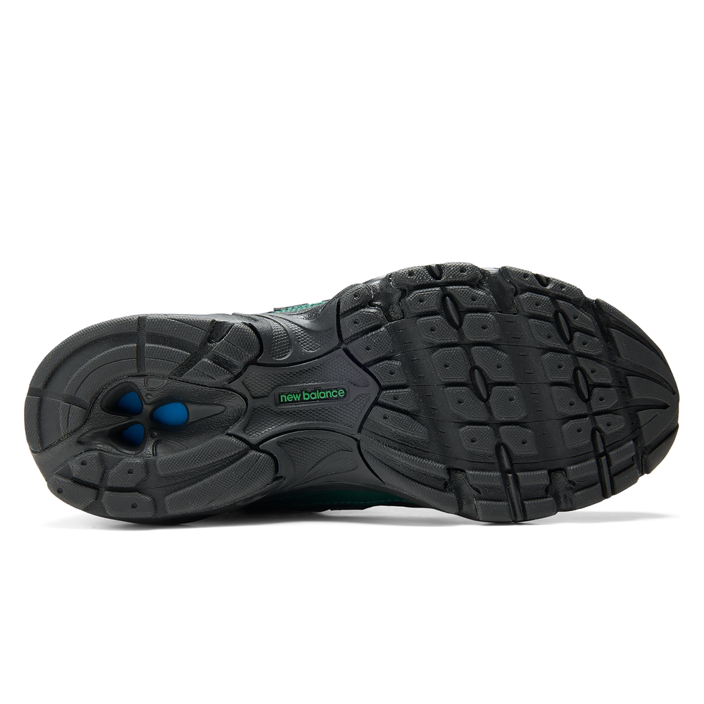 Detské topánky New Balance G7403J1 – čierné