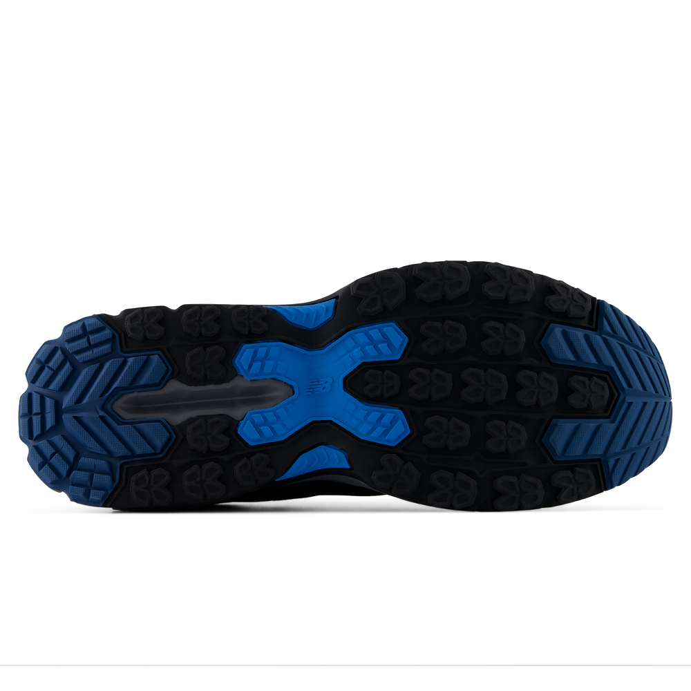 Pánske topánky New Balance 410 v9 M41048U – čierné
