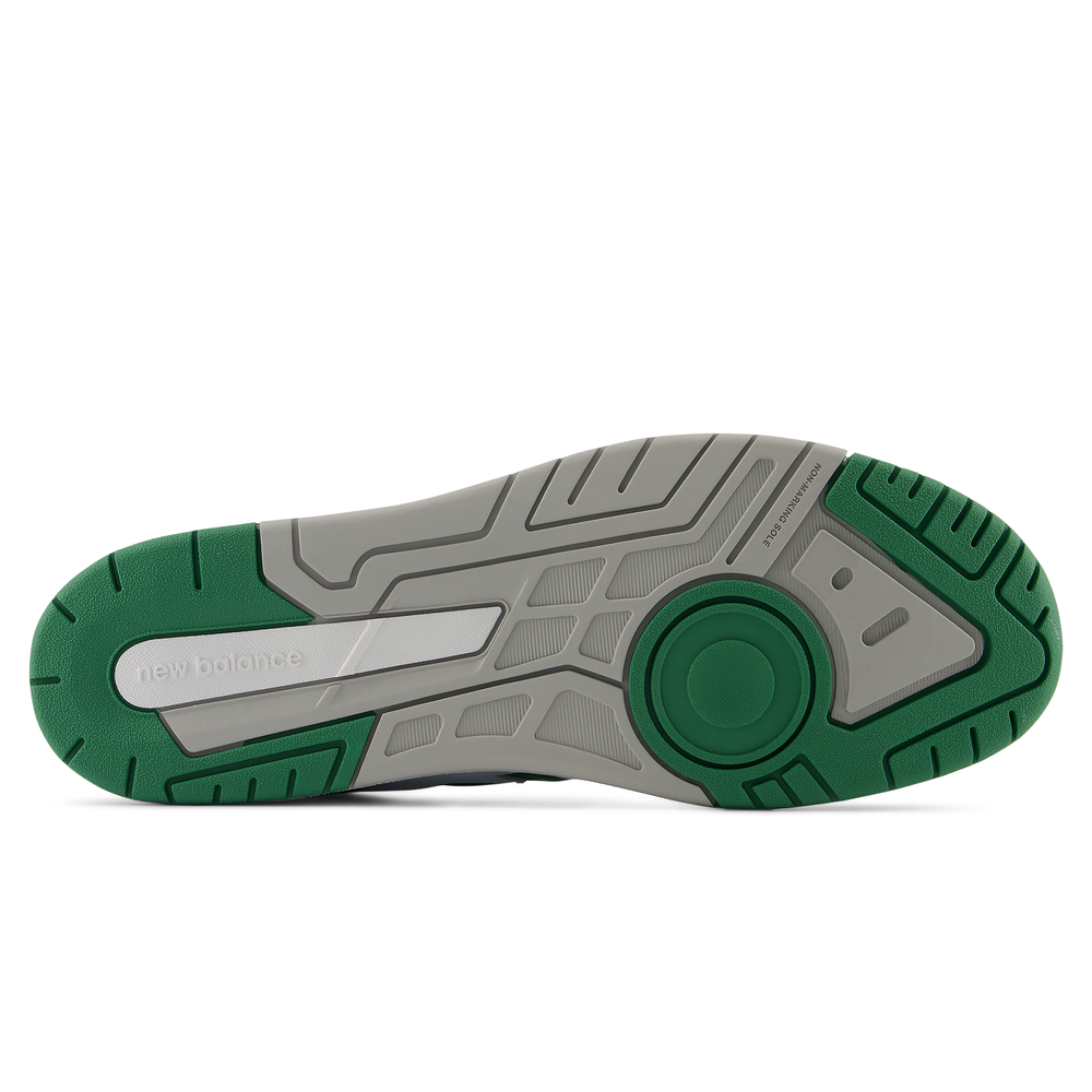 Topánky unisex New Balance U9505FA – biele