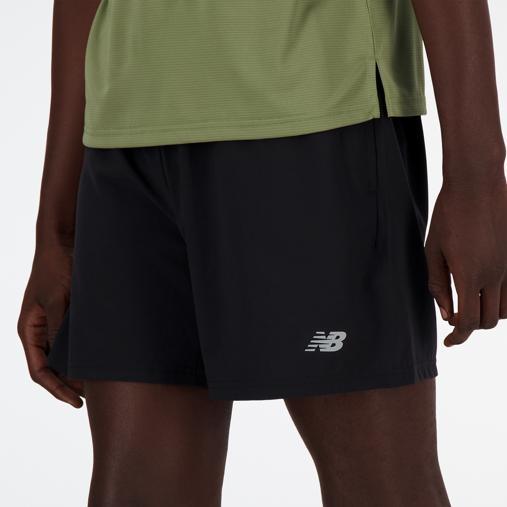 Pánske šortky New Balance MS41230BK – čierné