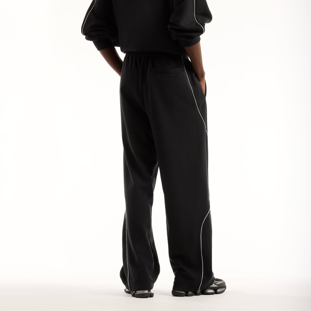Pánske nohavice New Balance Trackside Pants – čierné