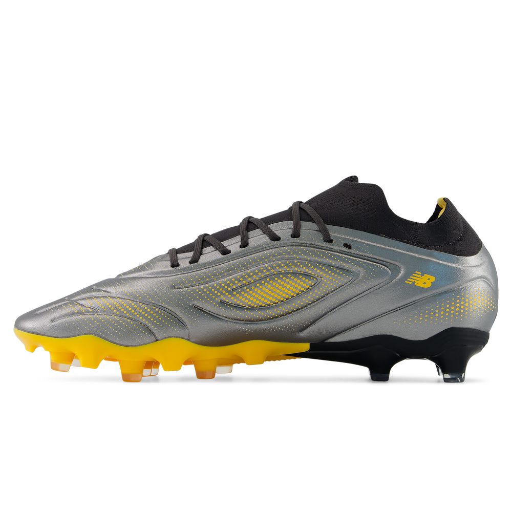 Pánske kopačky New Balance TEKELA TEAM FG V5 UT3FL1SW – striebro