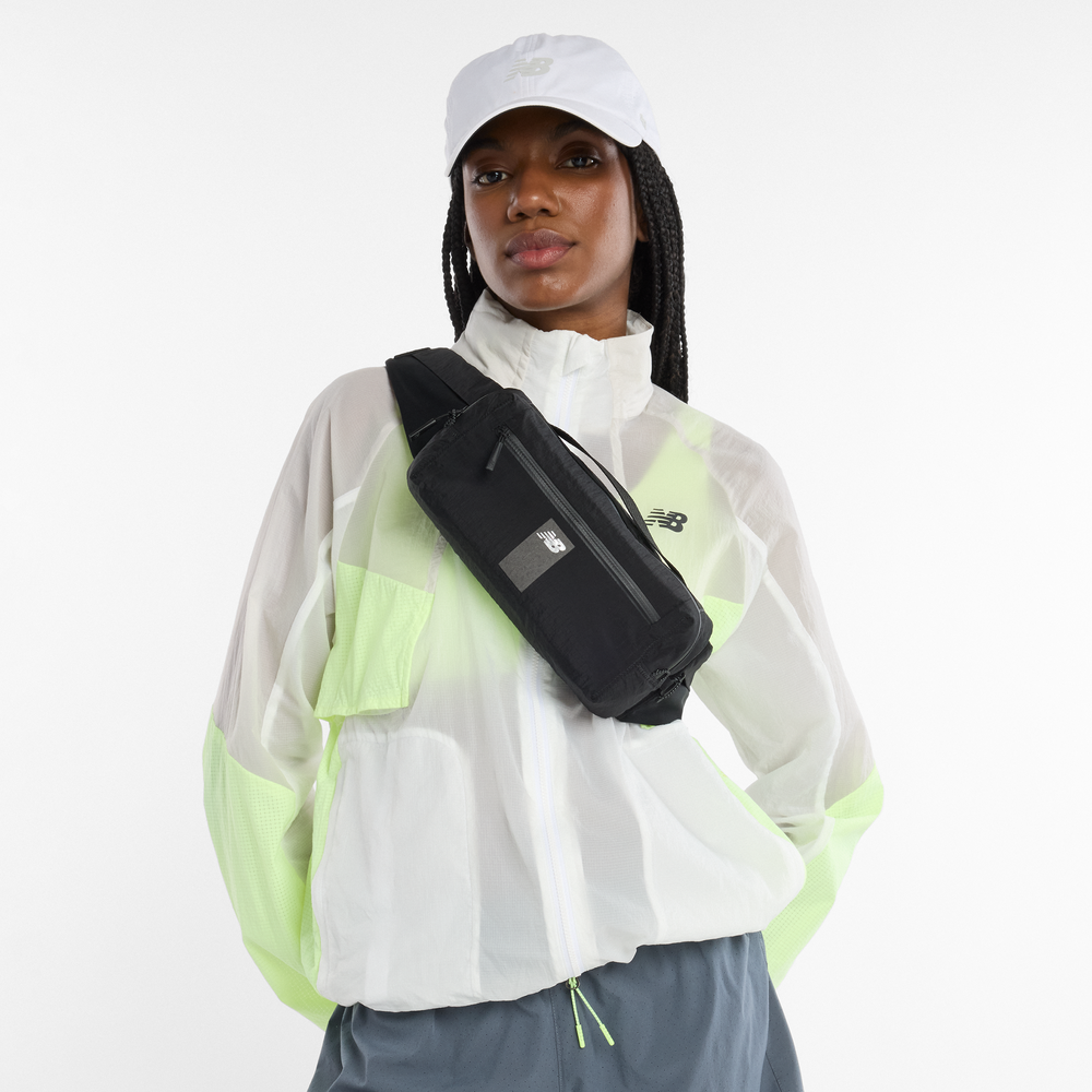 Ľadvinka New Balance AC8871TBK – čierné