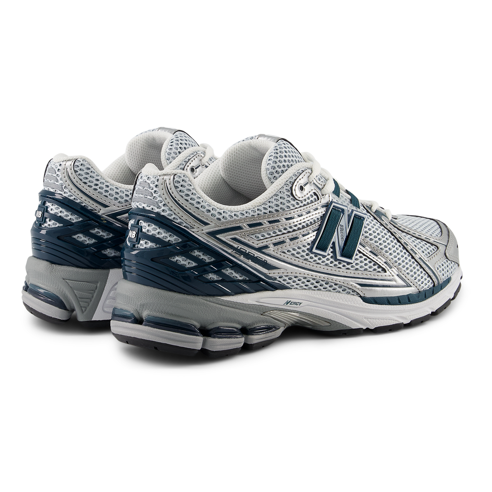 Unisex topánky New Balance U1906RCE – striebro