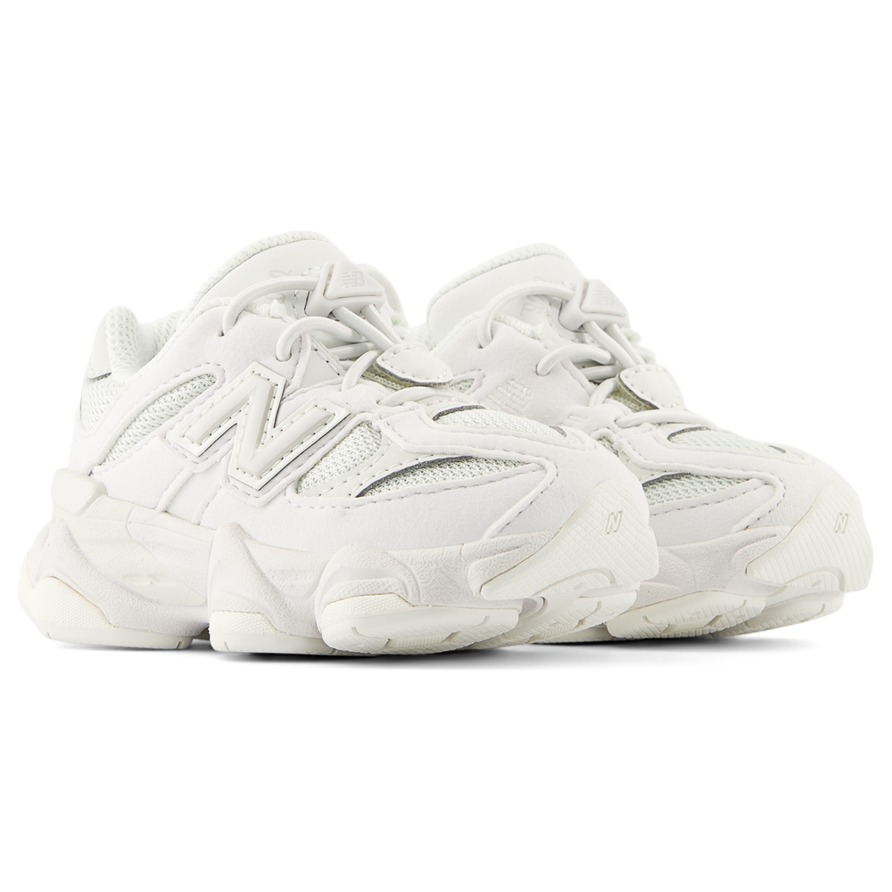 Detské topánky New Balance IV9060LL – biele