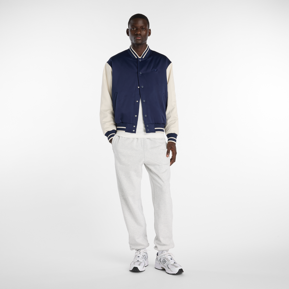 Pánska vetrovka New Balance MJ6102R7TNV – tmavomodrá