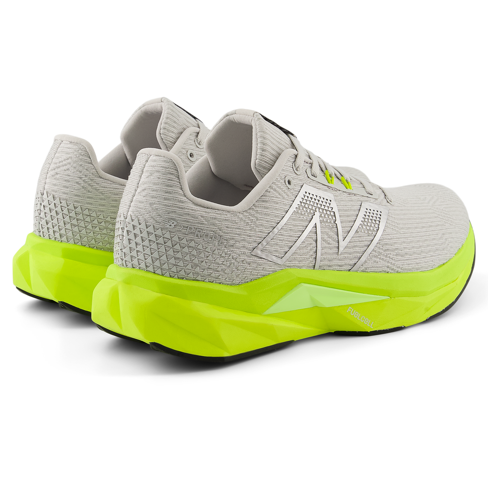 Pánske topánky New Balance FuelCell Propel v5 MFCPR9N0 – sivé