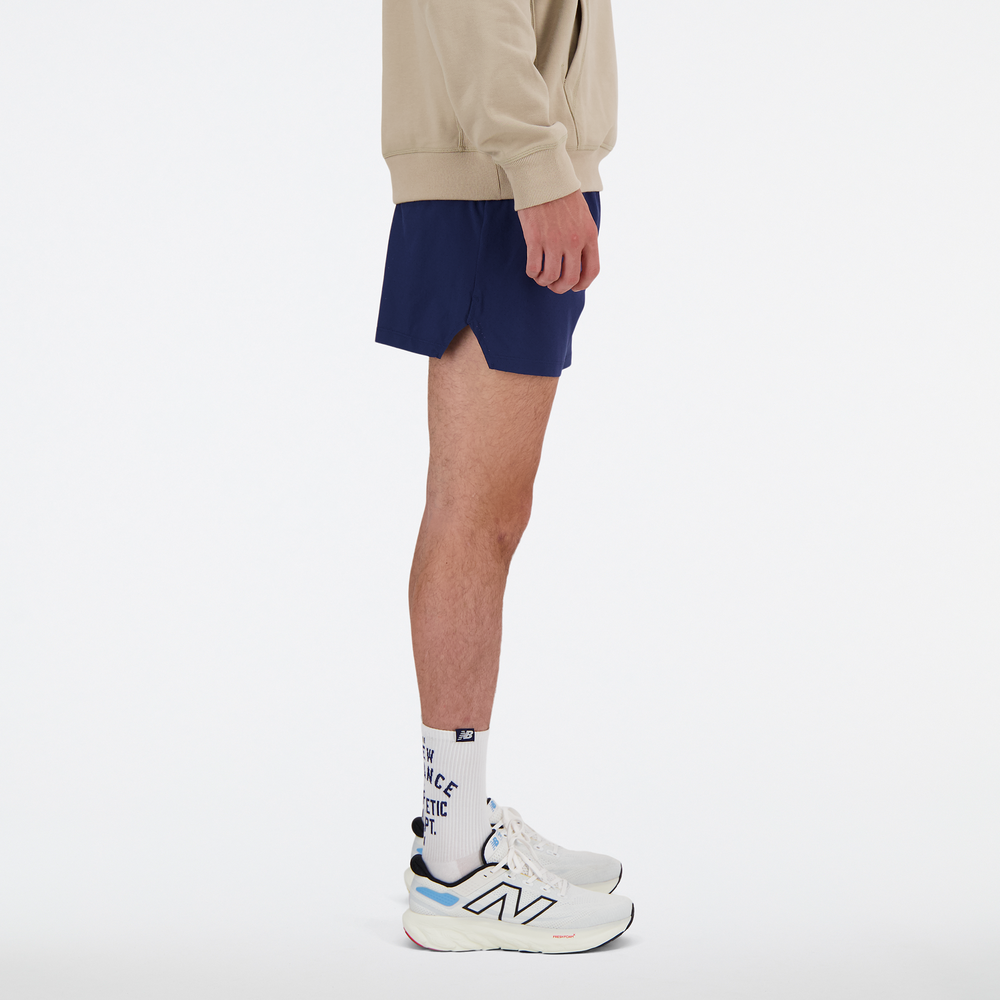 Pánske šortky New Balance MS41286NNY – tmavomodrá
