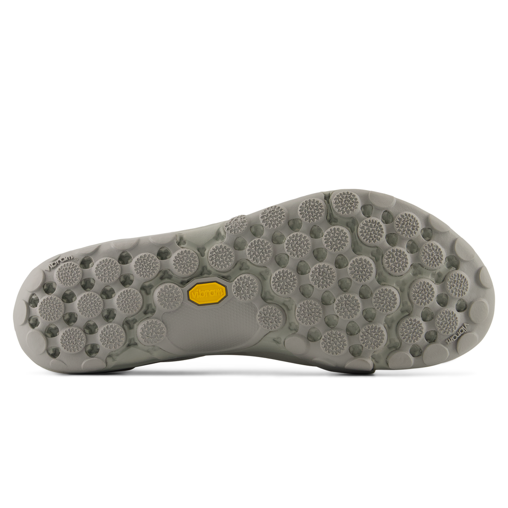 Unisex topánky New Balance Minimus MT10T8WQ – sivé