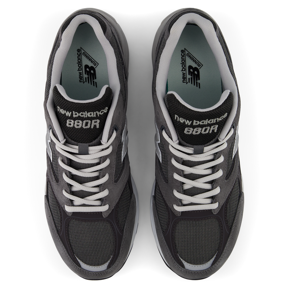 Pánske topánky New Balance U880R3TR – sivé