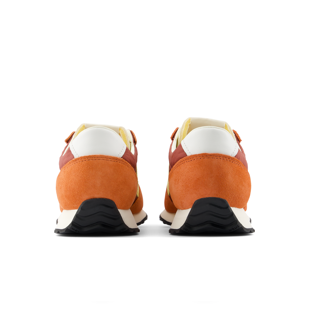 Unisex topánky New Balance U4712FA – oranžová
