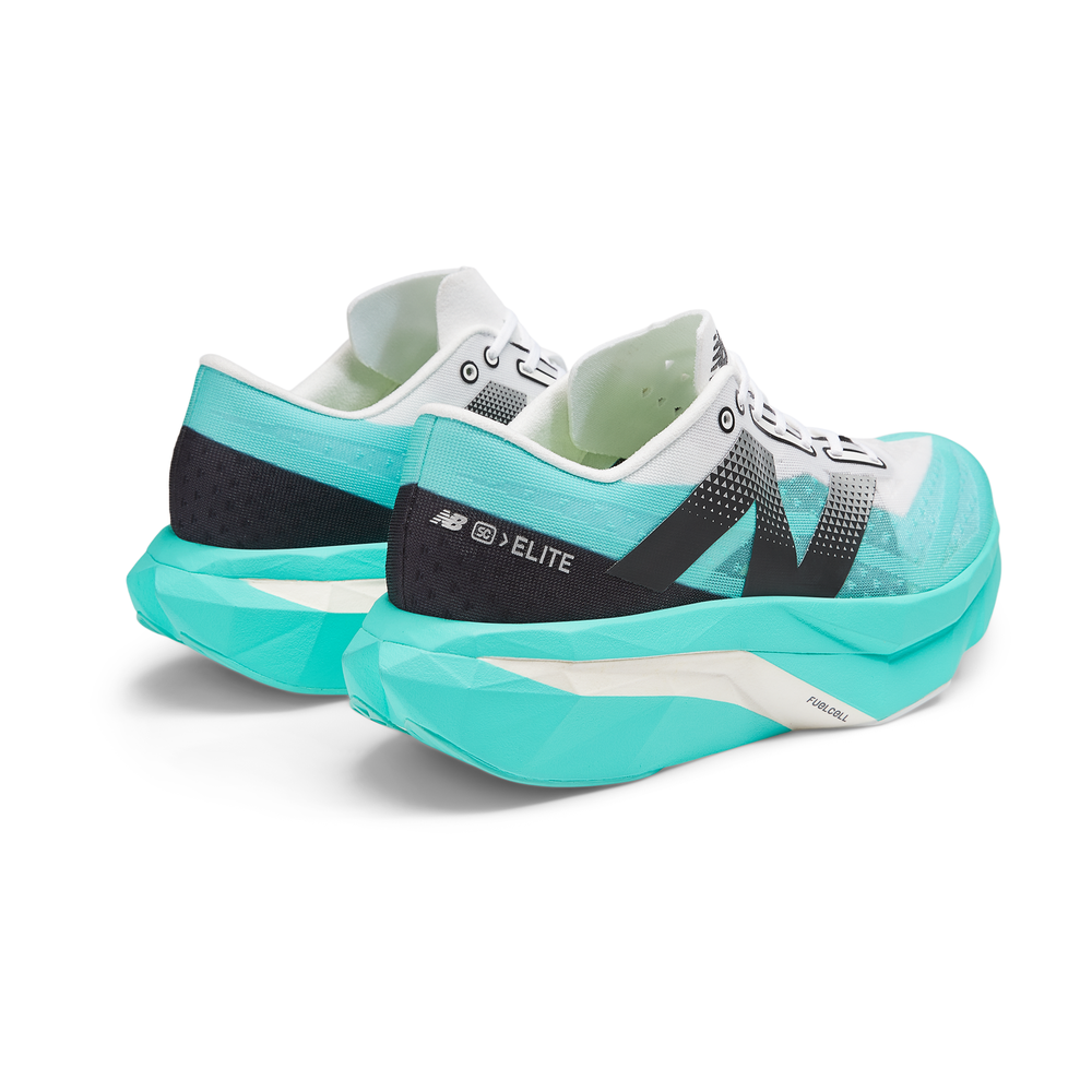 Topánky na behanie New Balance FuelCell SC Elite V4 MRCELCT4 – modré