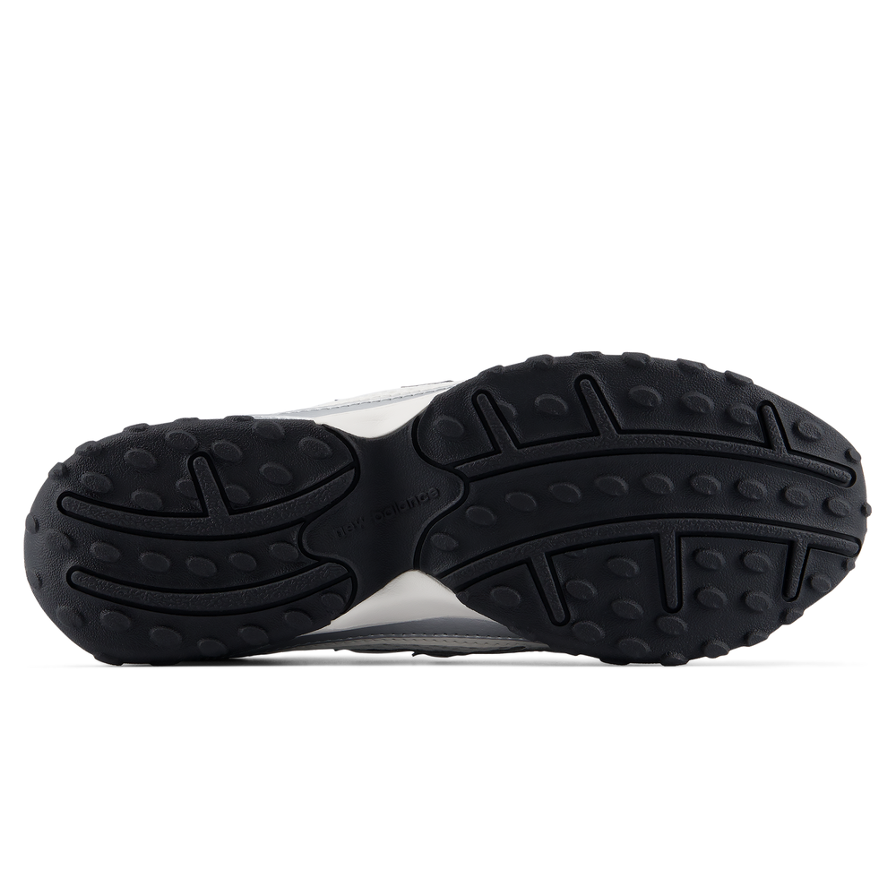Dámske topánky New Balance U204LPC – striebro