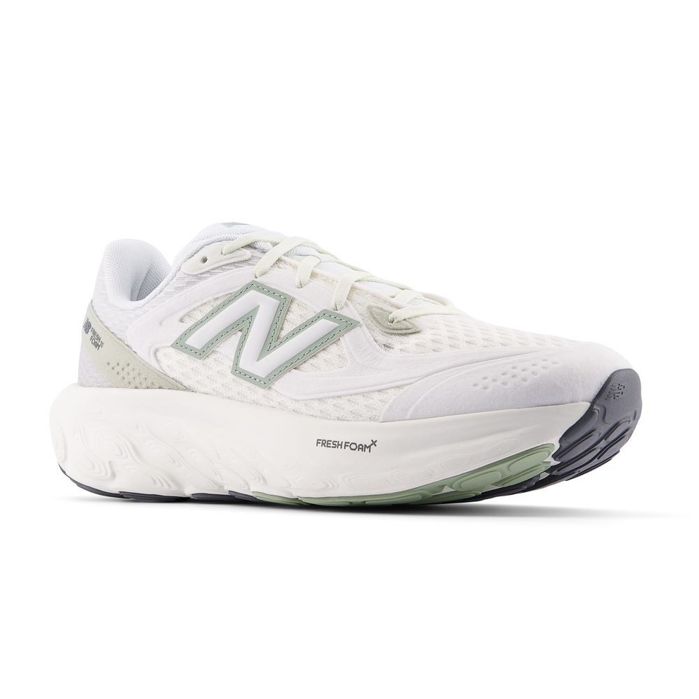 Unisex topánky New Balance UTRNAF – biele