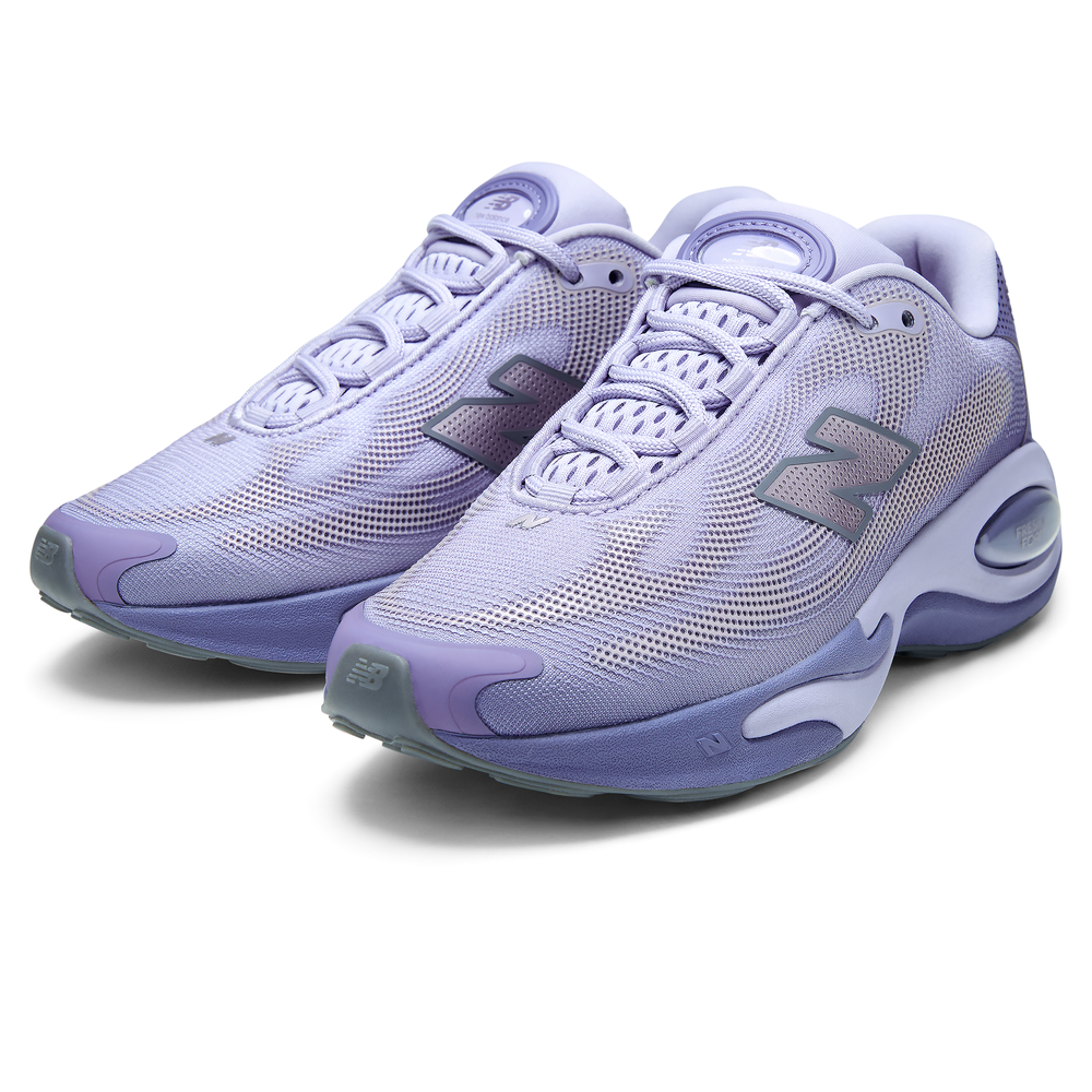 Dámske topánky New Balance AC Runner WACR14AT – fialové