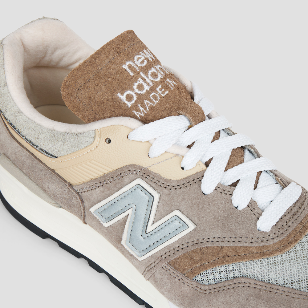Unisex topánky New Balance U997MG - béžové