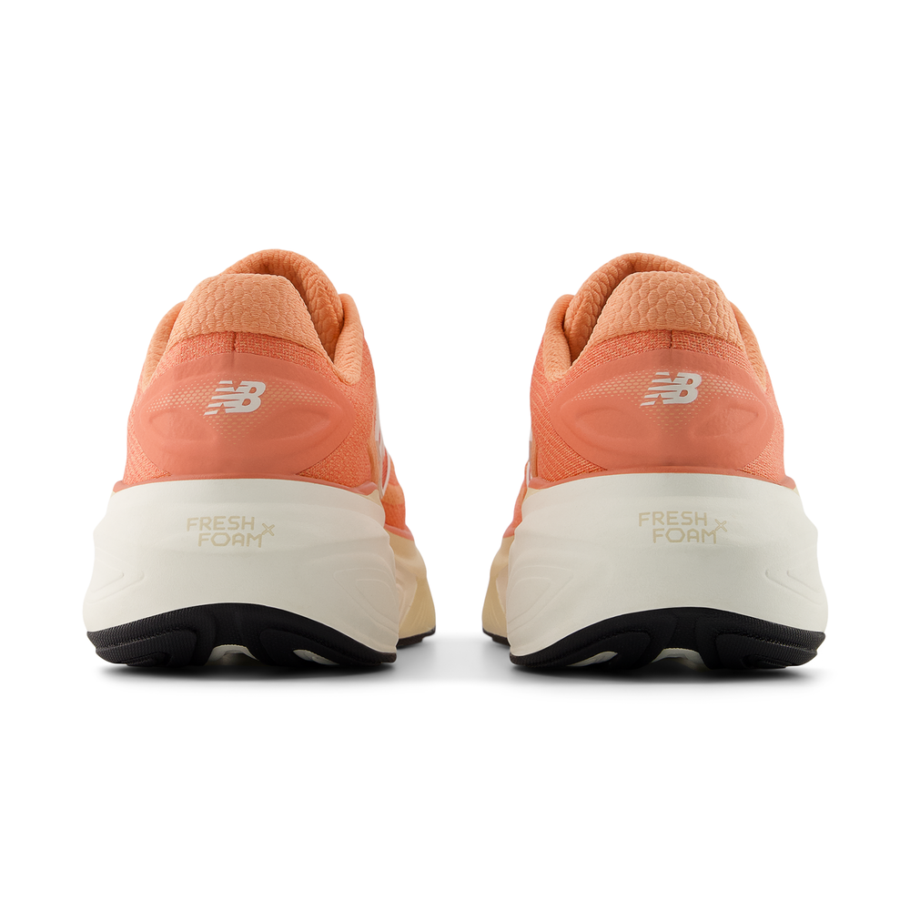 Dámske topánky New Balance Fresh Foam x More v6 WMORLG6 – oranžová