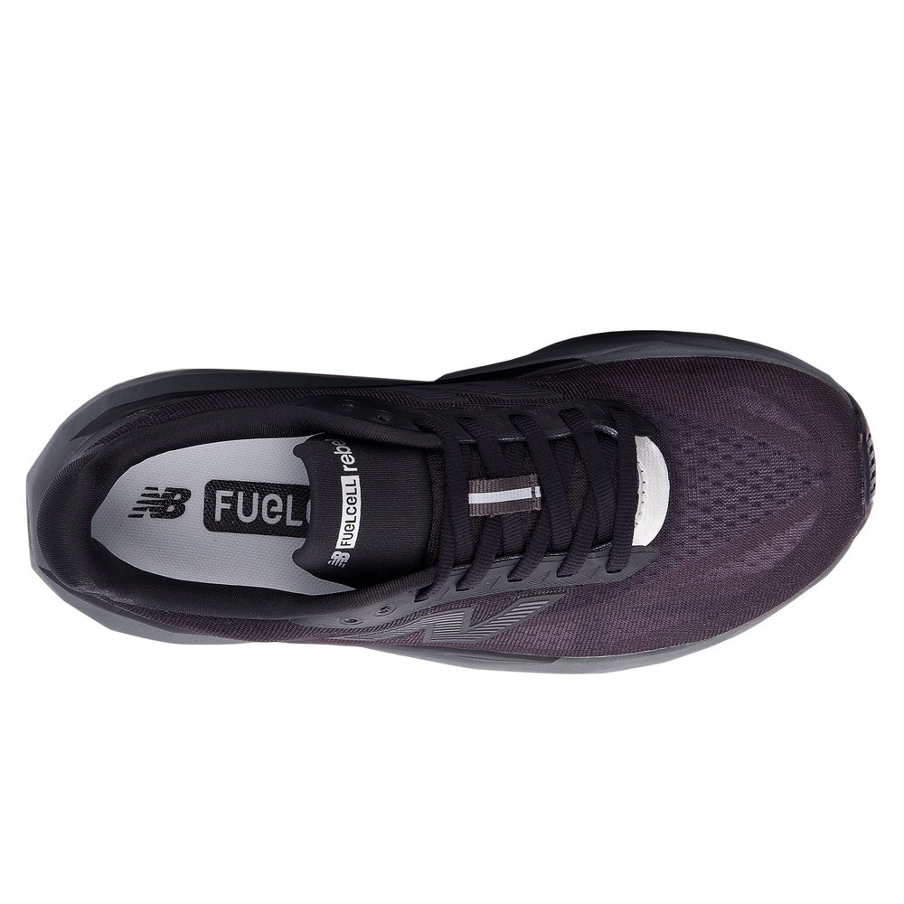 Dámske topánky New Balance FuelCell Rebel v5 WFCXLO5 – čierné