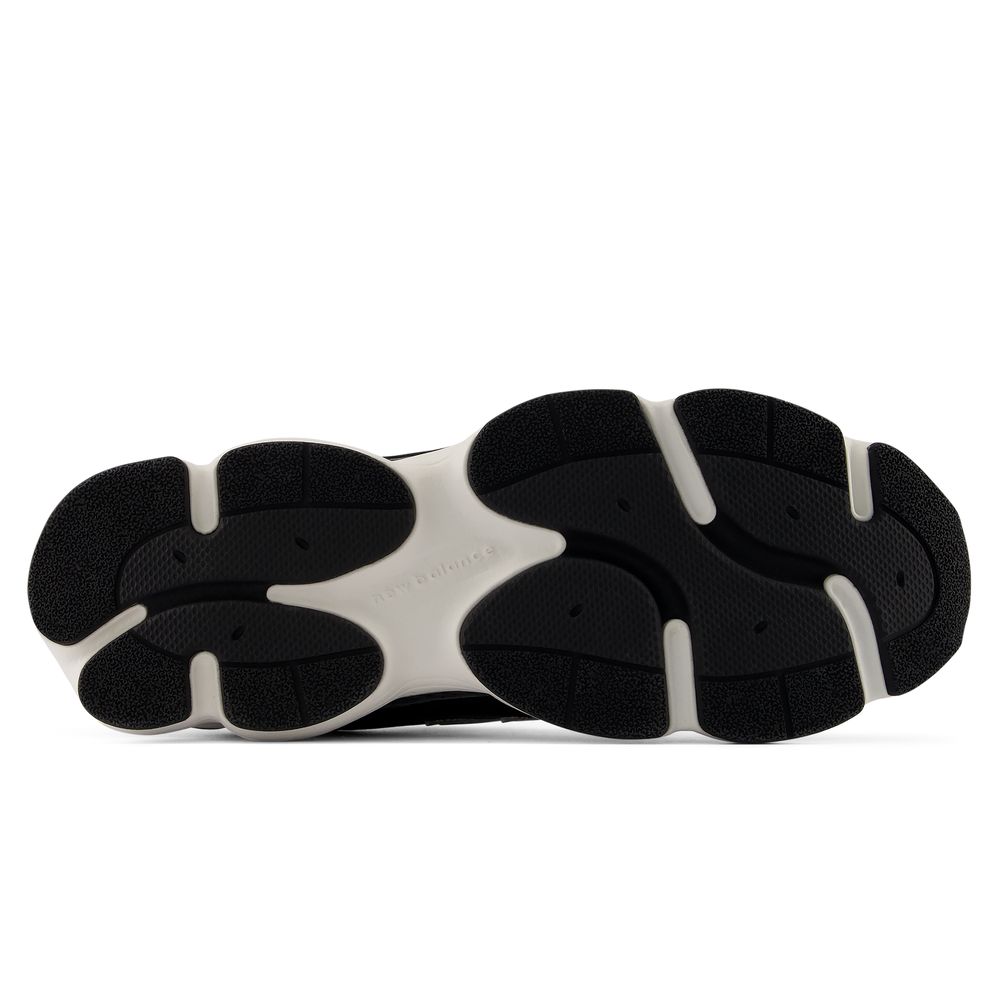 Pánske topánky New Balance M603107 – čierné