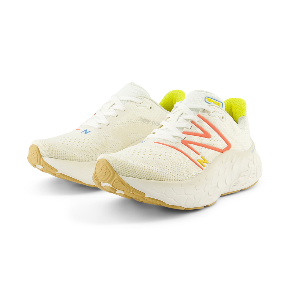 Biela dámska bežecká obuv New Balance Fresh Foam X More v4 WMORCF4