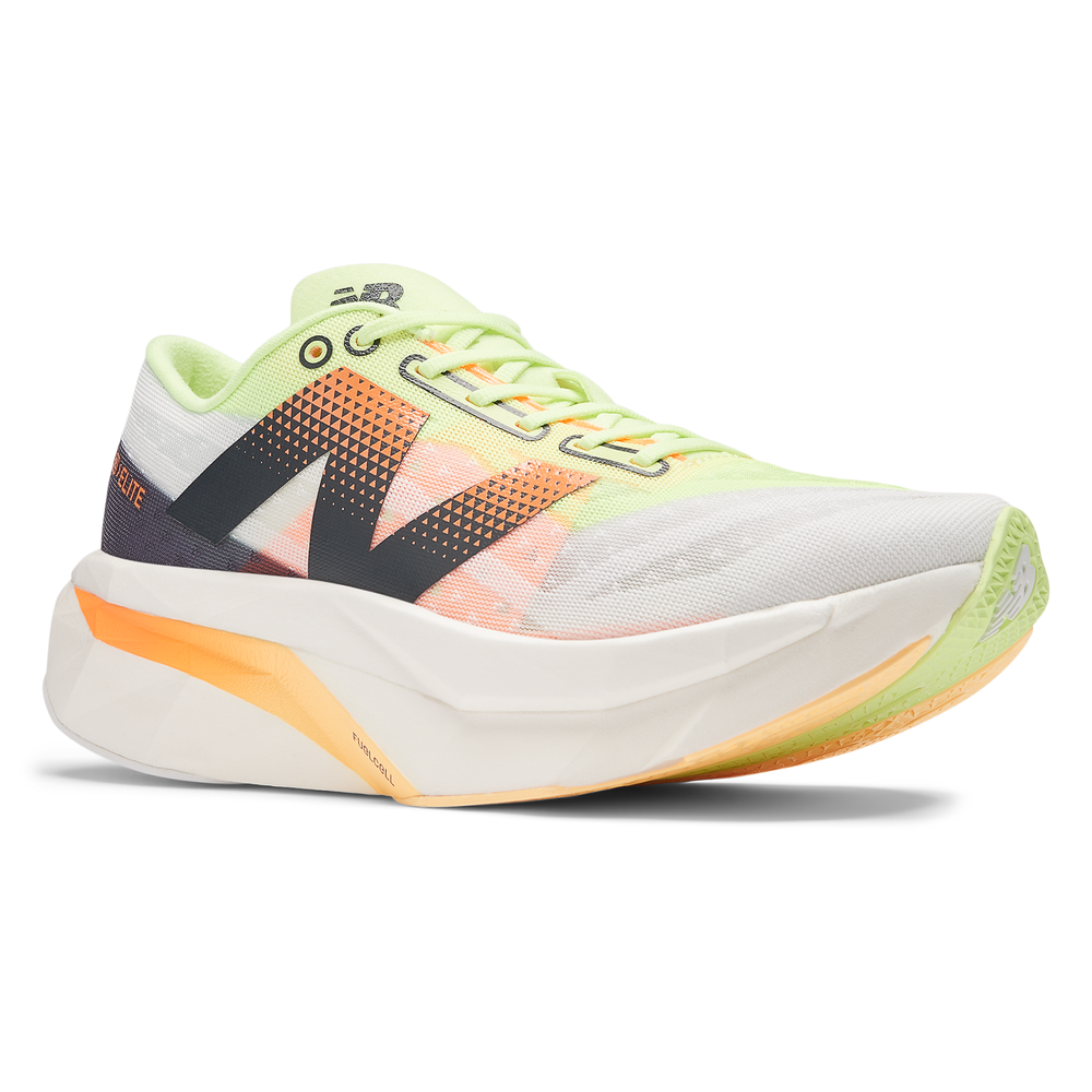 Dámske topánky New Balance FuelCell SC Elite V4 WRCELLA4 – biele