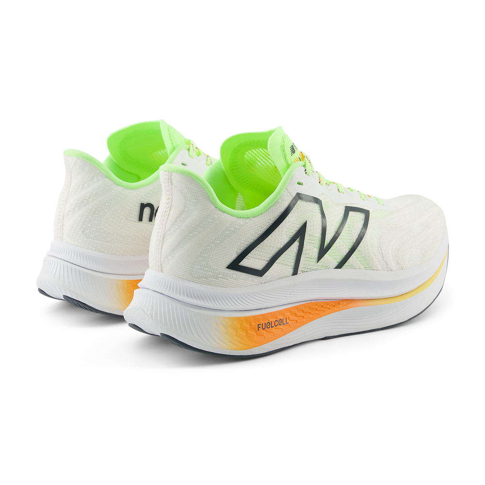 Dámske topánky New Balance FuelCell SuperComp Trainer WRCXCA3 – biele