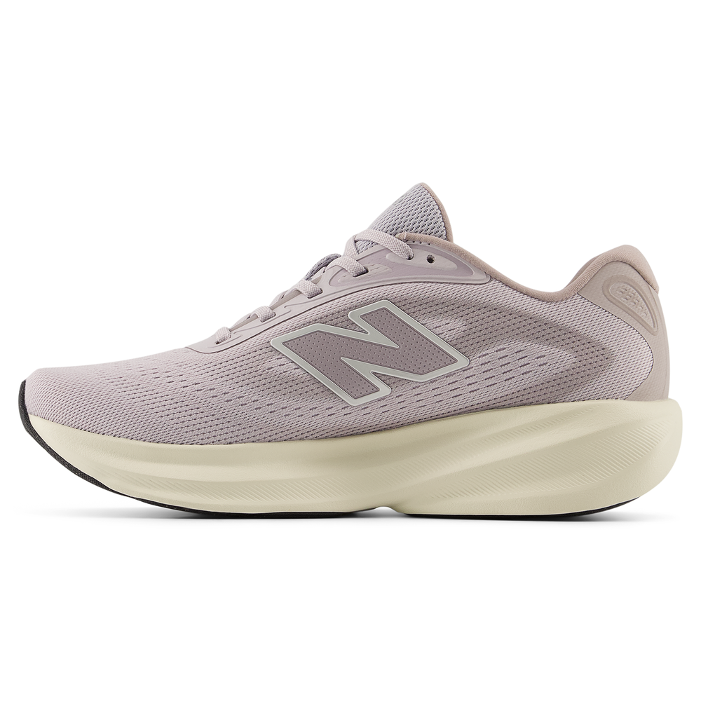 Dámske topánky New Balance Fresh Foam 680 v9 W6806HV – ružové