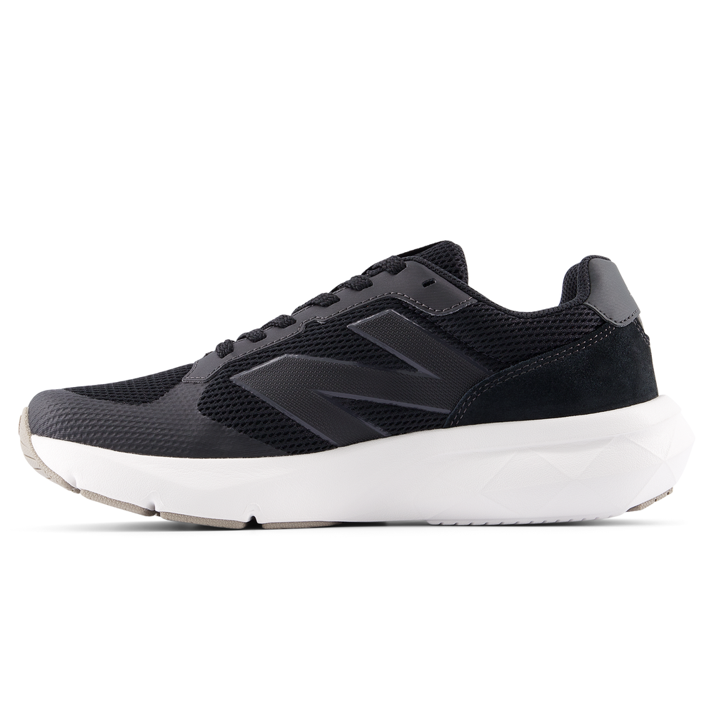 Unisex topánky New Balance Dynasoft UA800 v1 UA800BA1 – čierné