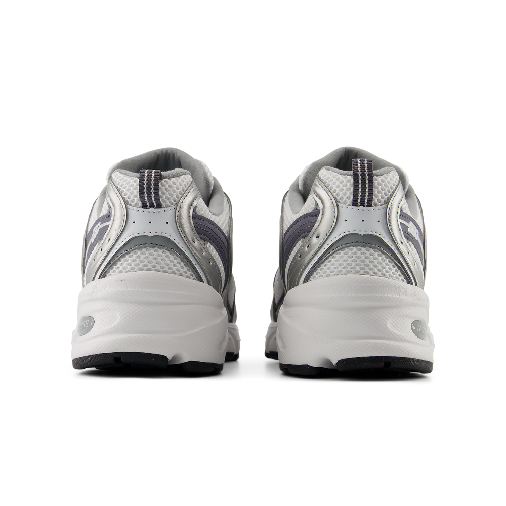 Unisex topánky New Balance U530SMP – striebro
