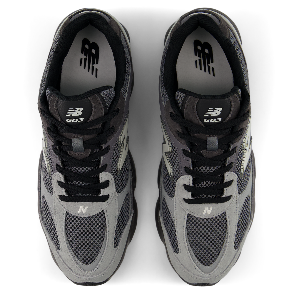 Pánske topánky New Balance M6032DK – sivé