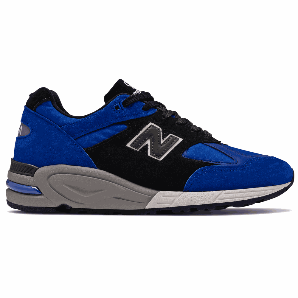 New Balance M990PL2