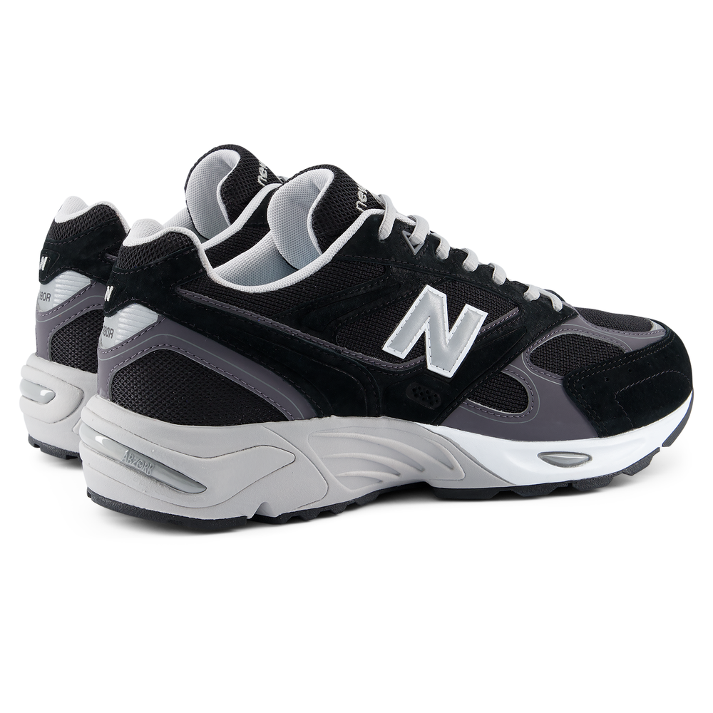 Pánske topánky New Balance U880R8EU – čierné
