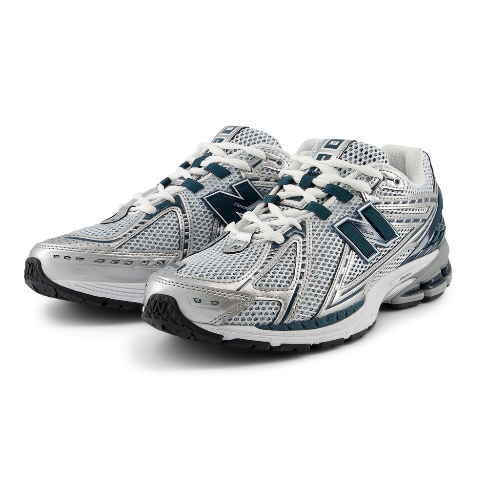 Unisex topánky New Balance U1906RCE – striebro