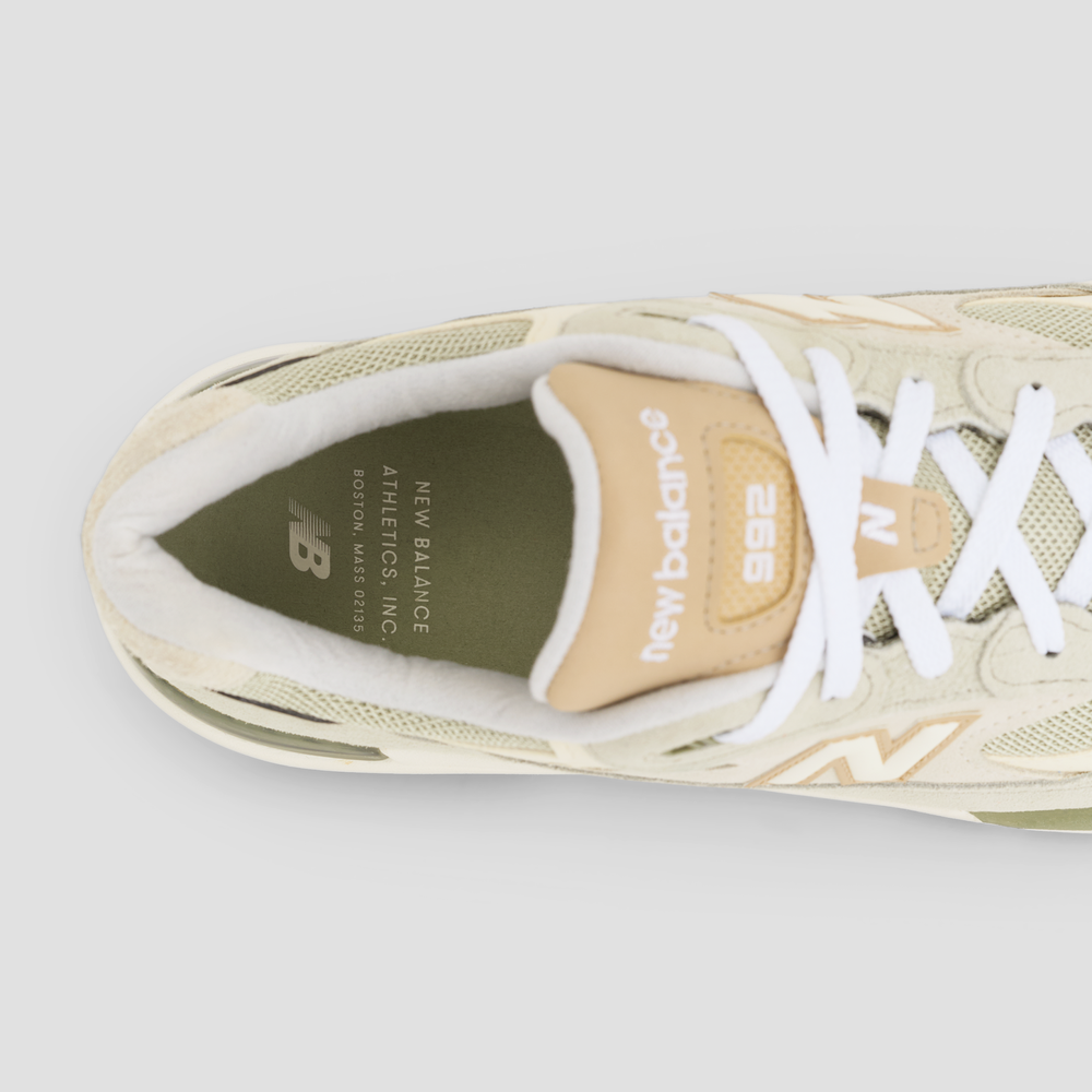 Unisex topánky New Balance U992720 - béžové