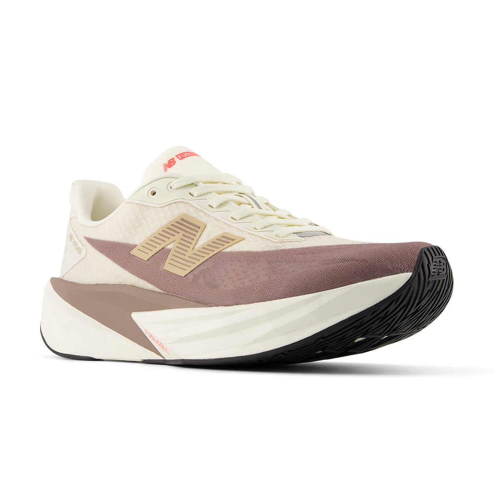 Dámske topánky New Balance FuelCell Rebel v5 WFCXLJ5 – béžové