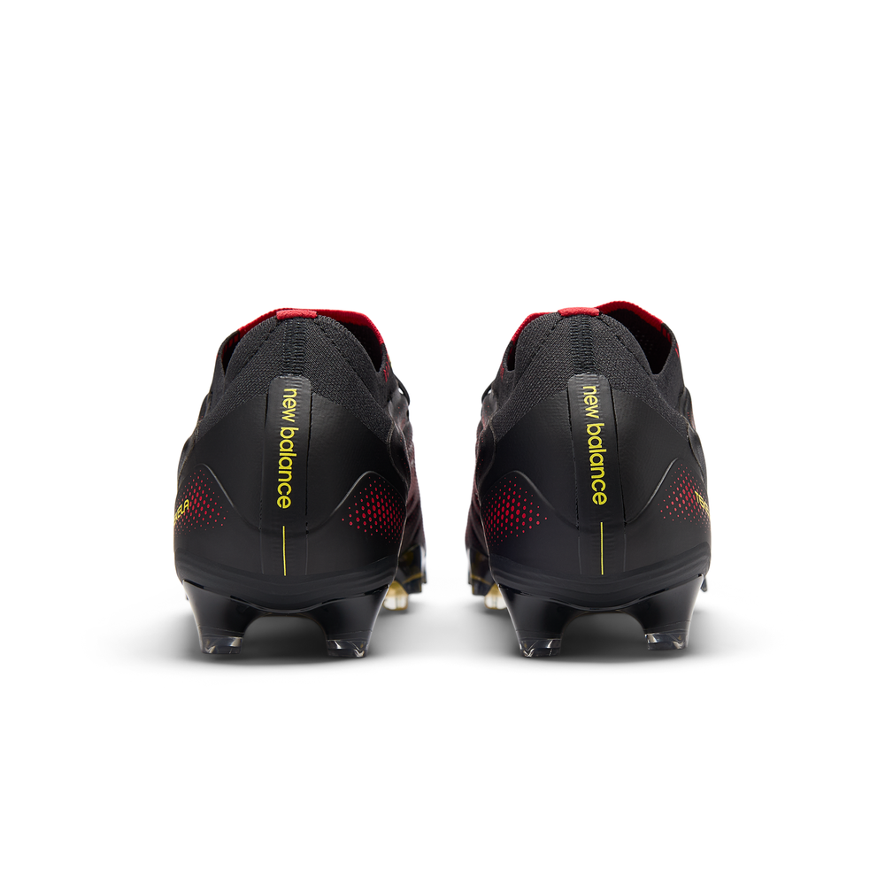 Pánske kopačky New Balance TEKELA ELITE FG V5 UT1FL3KQ – čierné