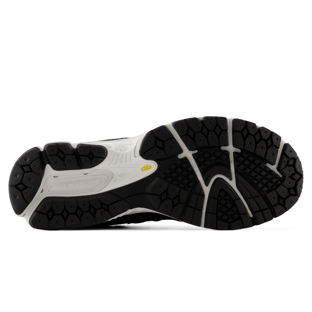 Pánske topánky New Balance U20024JG – čierné