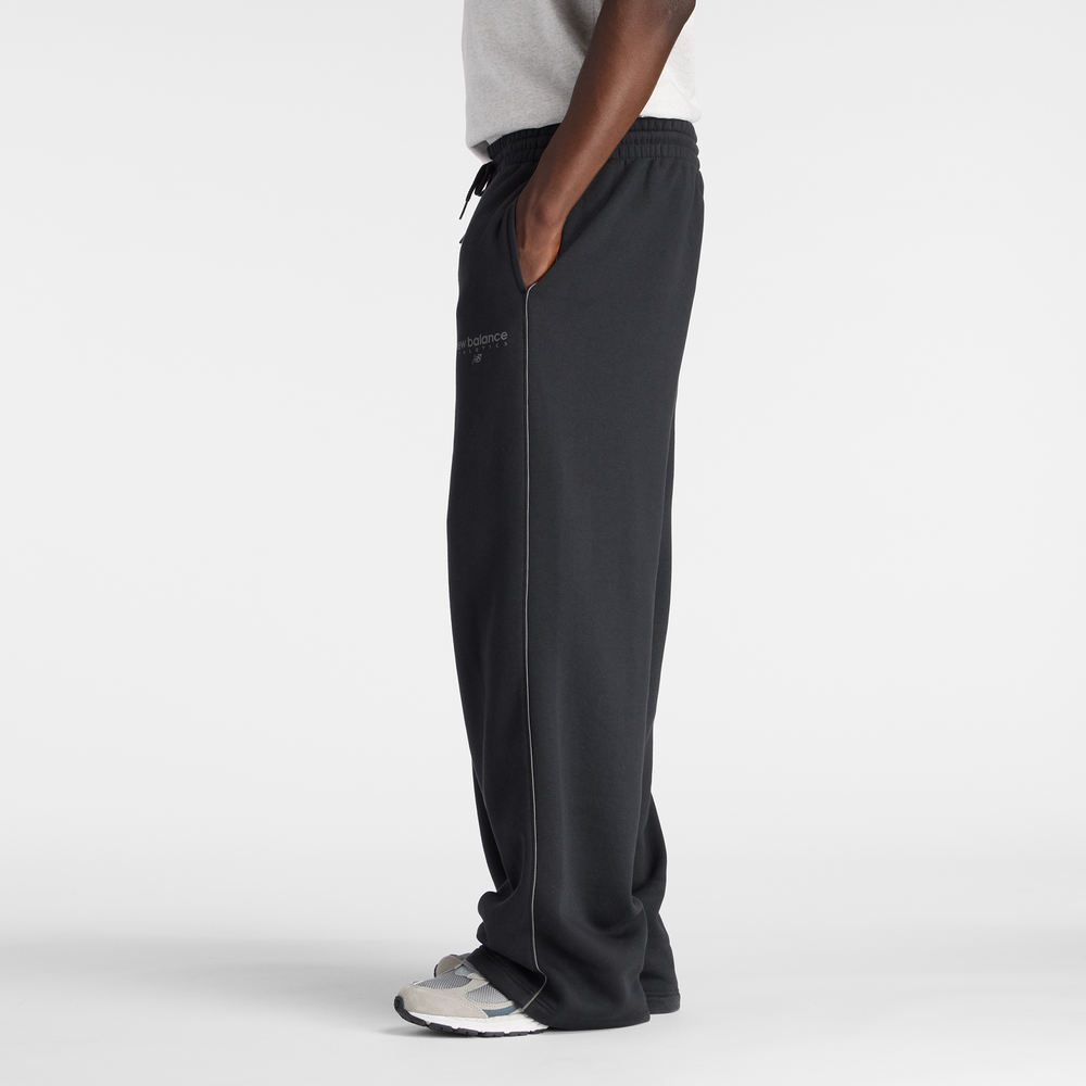 Pánske nohavice New Balance MB61M77EBK – čierné