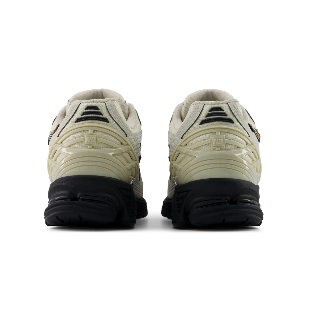 Unisex topánky New Balance U190681D – béžové