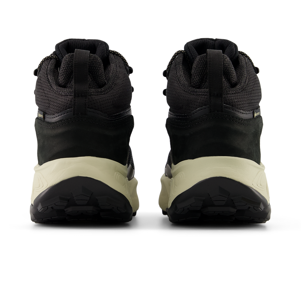 Dámske topánky New Balance Fresh Foam X Hierro Hiker Gore-Tex v9 WTHIMCB9 – čierné