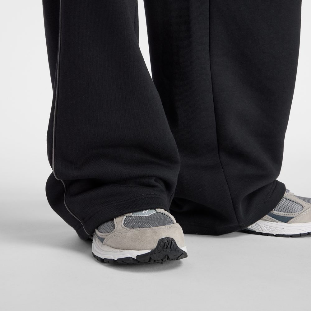 Pánske nohavice New Balance MB61M77EBK – čierné