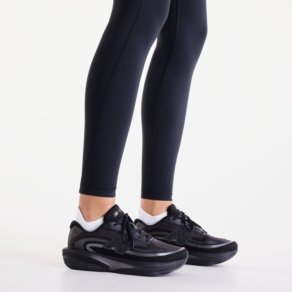 Dámske legíny New Balance RC Heat – čierné