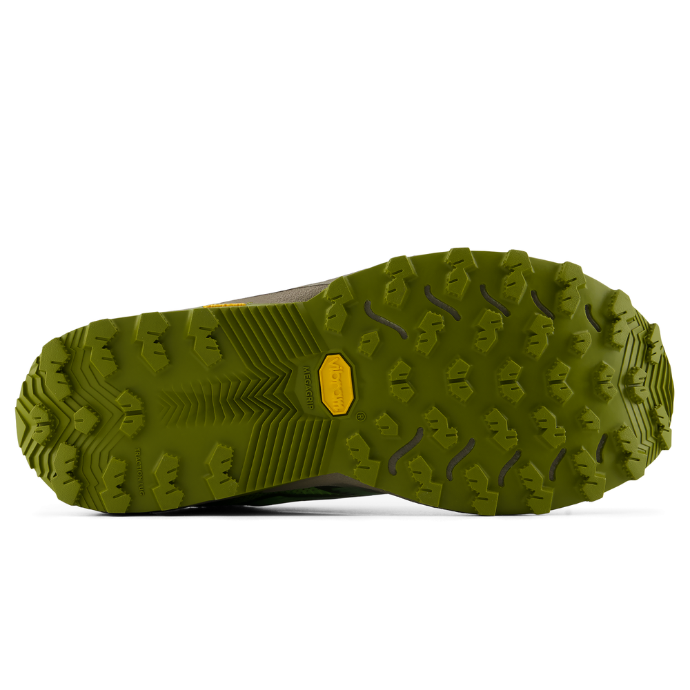 Pánske topánky New Balance FuelCell Rebel Trail MRBT66K – zelené