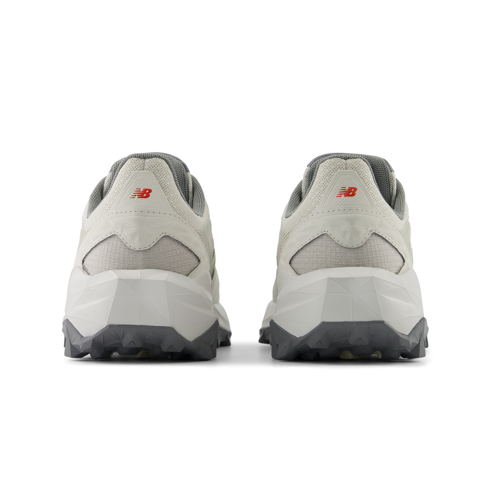 Dámske topánky New Balance DynaSoft Nitrel Utility WTTRU3KJ – sivé