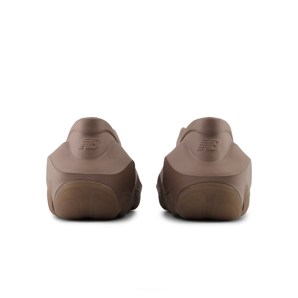 Unisex topánky New Balance  Fresh Foam X RCVRY RCVRYEES – hnedá